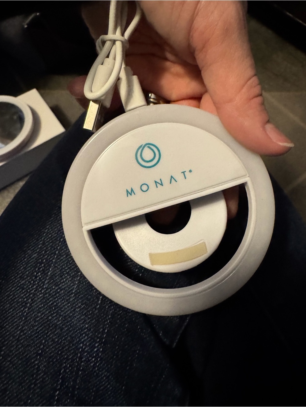 MONAT White LED Compact Mirror & Accessory Set - Picture 12 of 16